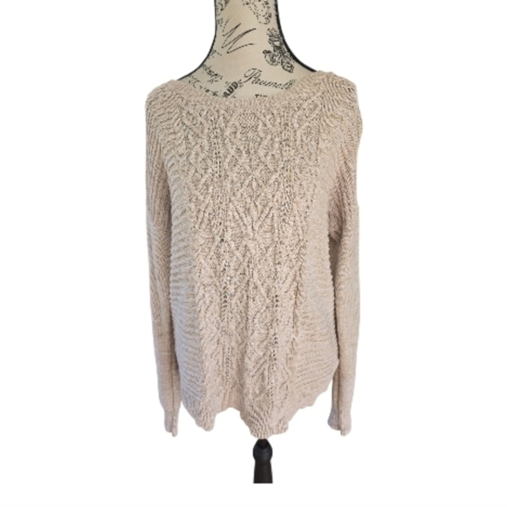 Mossimo Supply Co. Women's Beige Crew Neck Sweater
